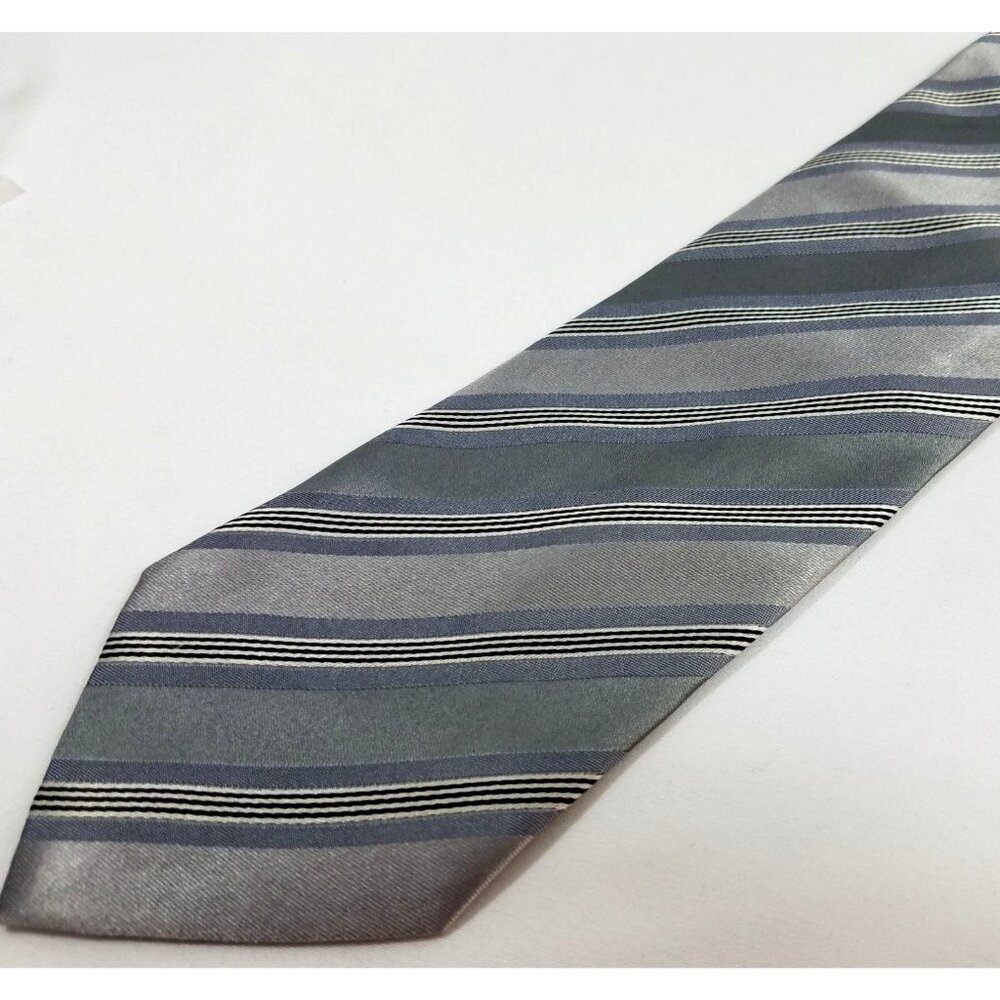 Steve Harvey Mens Tie Gray Silver Black diagonal Striped Silk Hand Made